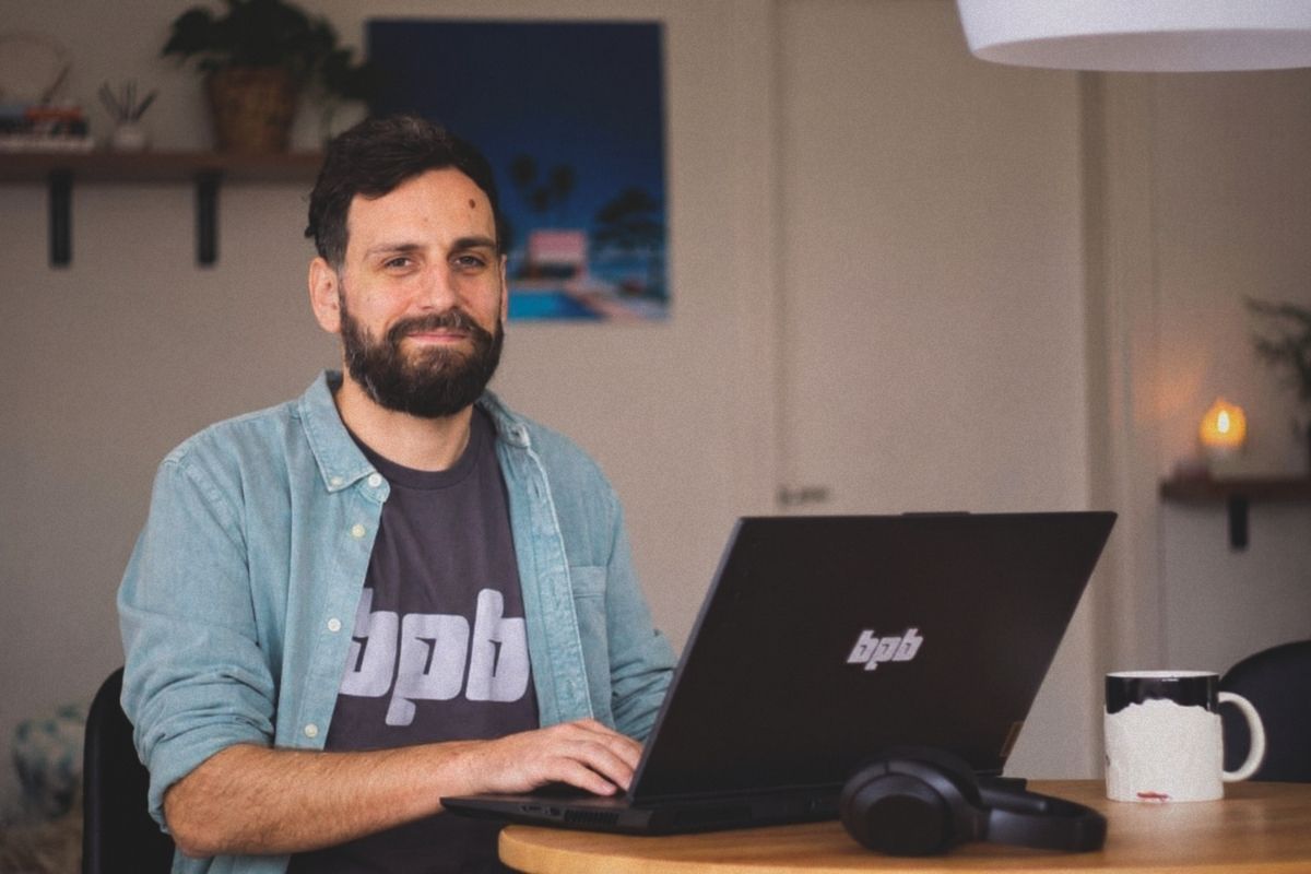 Tomislav Zlatić in the studio